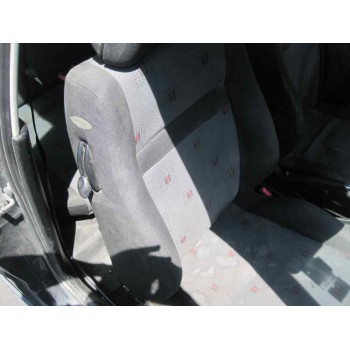 seat cordoba berlina (6k2) del año 2001