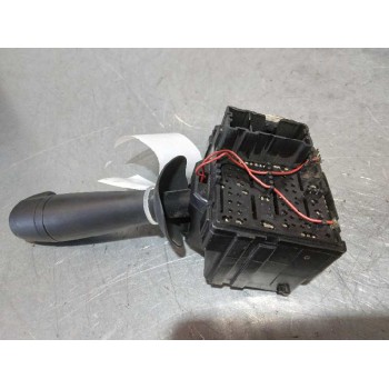 Recambio de mando limpia para dacia sandero ambiance referencia OEM IAM E10670223  