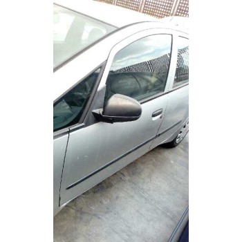 mitsubishi colt berlina 5 (z30a) del año 2006