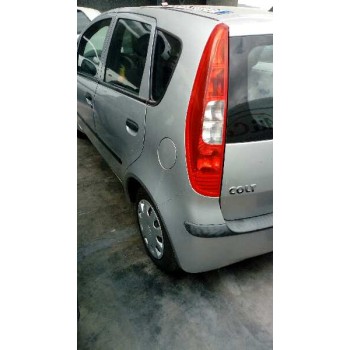 mitsubishi colt berlina 5 (z30a) del año 2006