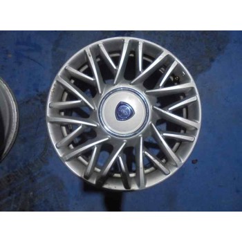 lancia ypsilon (402) del año 2013