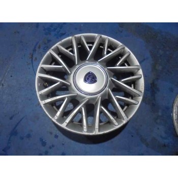 lancia ypsilon (402) del año 2013