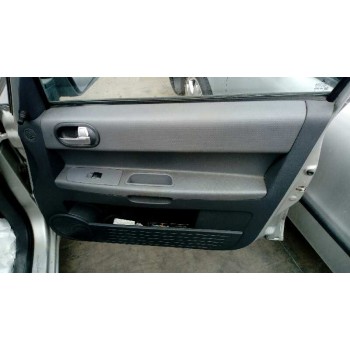 mitsubishi colt berlina 5 (z30a) del año 2006