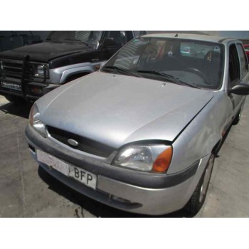 ford fiesta berlina (dx) del año 2001