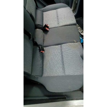 mitsubishi colt berlina 5 (z30a) del año 2006