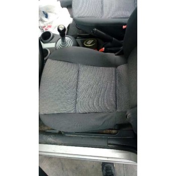 mitsubishi colt berlina 5 (z30a) del año 2006