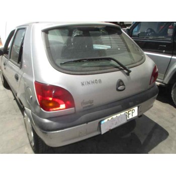 ford fiesta berlina (dx) del año 2001