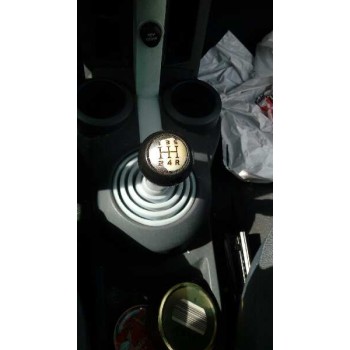 mitsubishi colt berlina 5 (z30a) del año 2006