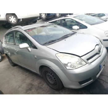 toyota corolla verso (r1) del año 2004