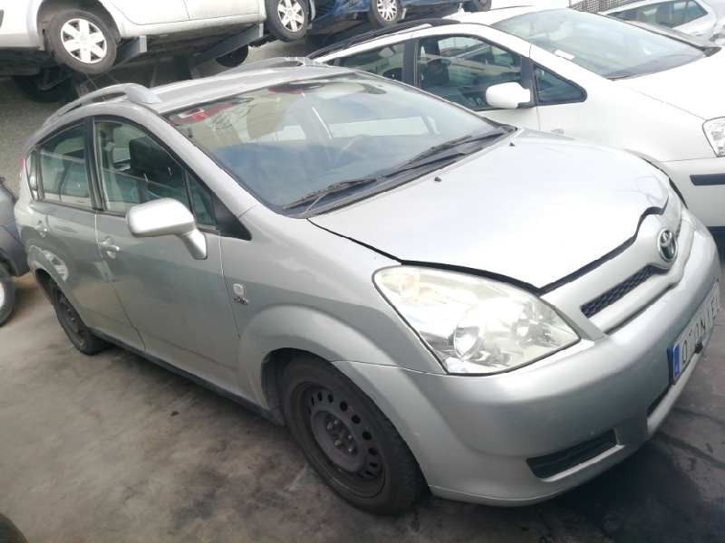 TOYOTA COROLLA VERSO (R1)