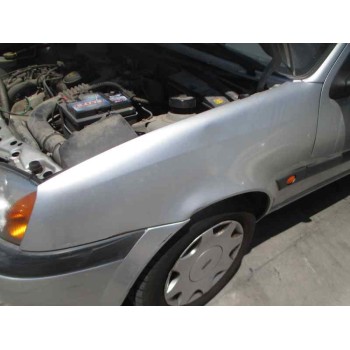 ford fiesta berlina (dx) del año 2001