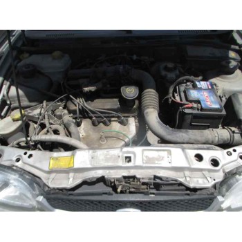 ford fiesta berlina (dx) del año 2001