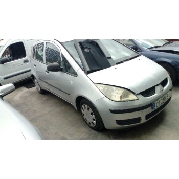 mitsubishi colt berlina 5 (z30a) del año 2006