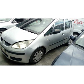 mitsubishi colt berlina 5 (z30a) del año 2006