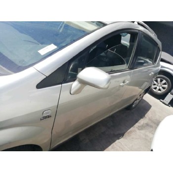 toyota corolla verso (r1) del año 2004