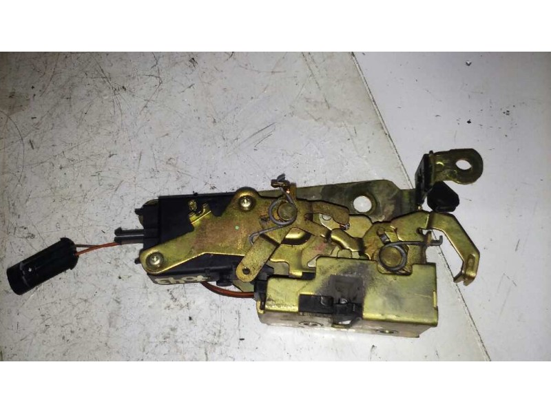 Recambio de cerradura puerta delantera derecha para smart coupe pure referencia OEM IAM   