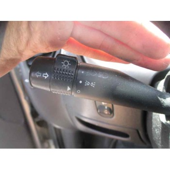 ford fiesta berlina (dx) del año 2001