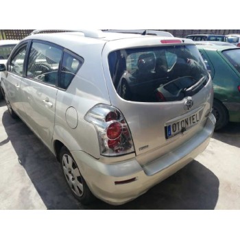 toyota corolla verso (r1) del año 2004