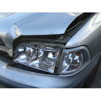 volvo s40 berlina del año 2000