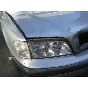 volvo s40 berlina del año 2000