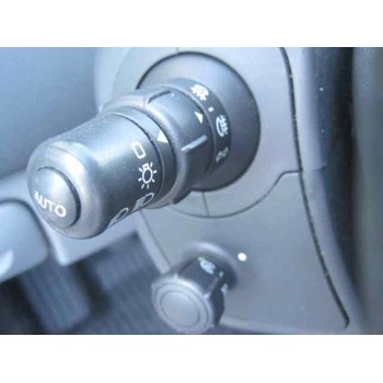 renault scenic ii del año 2005