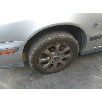 volvo s40 berlina del año 2000