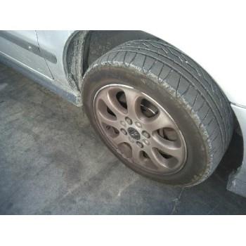 volvo s40 berlina del año 2000