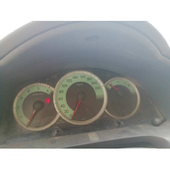 toyota corolla verso (r1) del año 2004