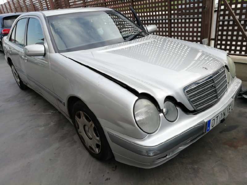 mercedes-benz clase e (w210) berlina diesel del año 2002