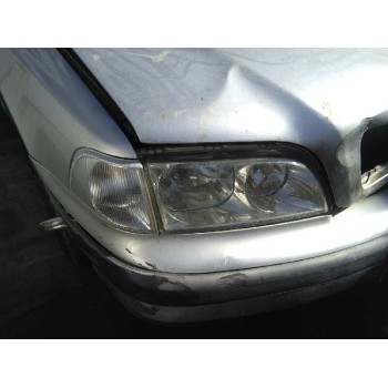 volvo s40 berlina del año 2000