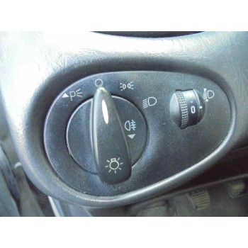 ford focus berlina (cak) del año 1999