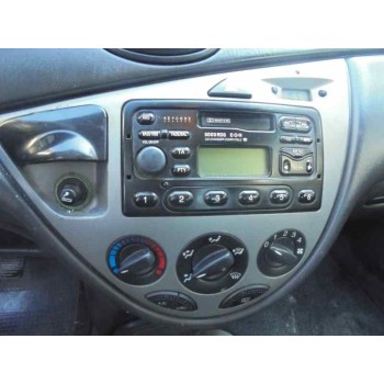 ford focus berlina (cak) del año 1999