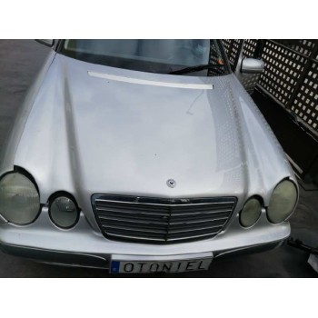 mercedes-benz clase e (w210) berlina diesel del año 2002