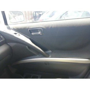 toyota corolla verso (r1) del año 2004