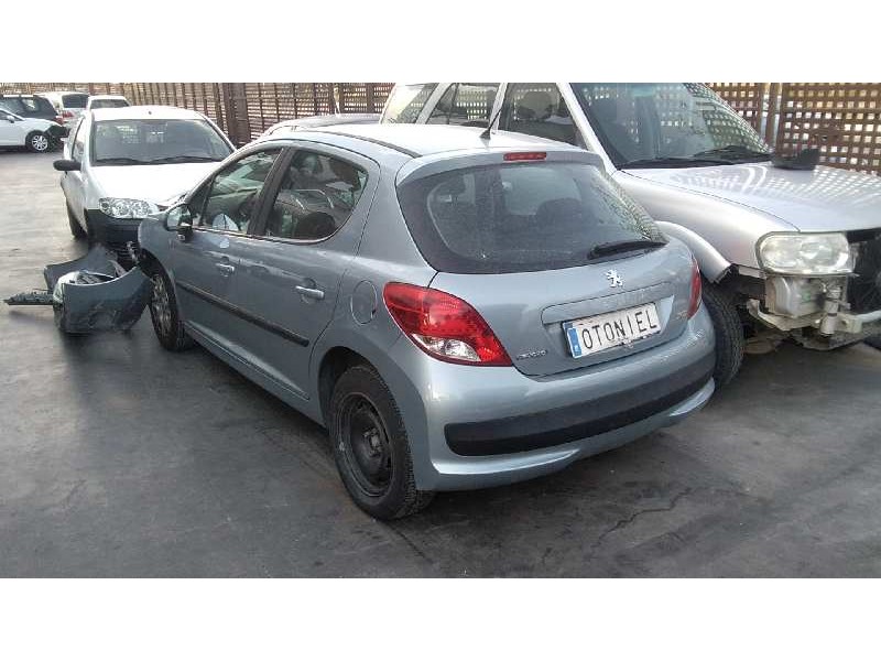 peugeot 207 del año 2006
