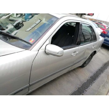 mercedes-benz clase e (w210) berlina diesel del año 2002