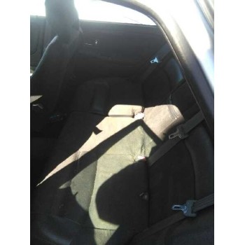 volvo s40 berlina del año 2000