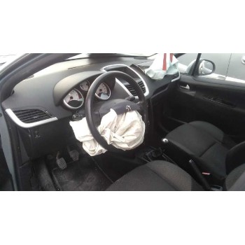 peugeot 207 del año 2006