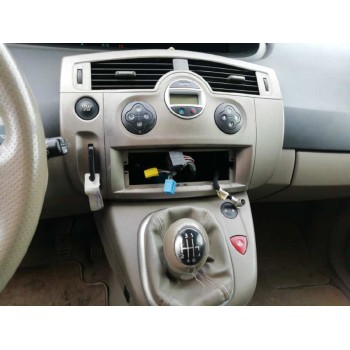 renault scenic ii del año 2004