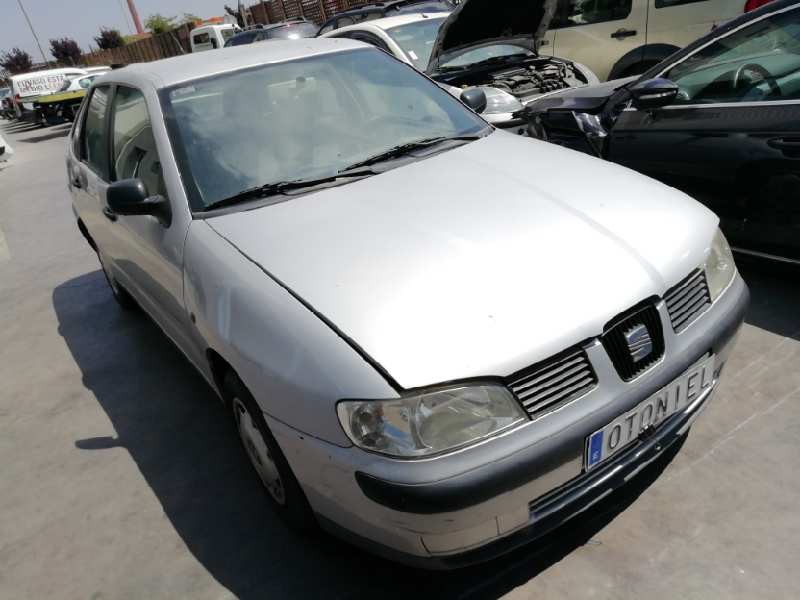 seat cordoba berlina (6k2) del año 1999