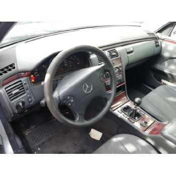 mercedes-benz clase e (w210) berlina diesel del año 2002