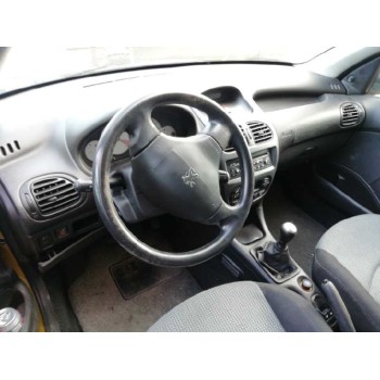 peugeot 206 berlina del año 2005