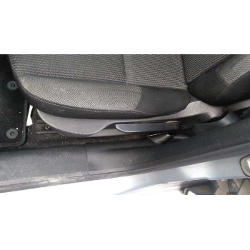 peugeot 207 del año 2006