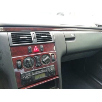 mercedes-benz clase e (w210) berlina diesel del año 2002