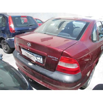 opel vectra b berlina del año 1996