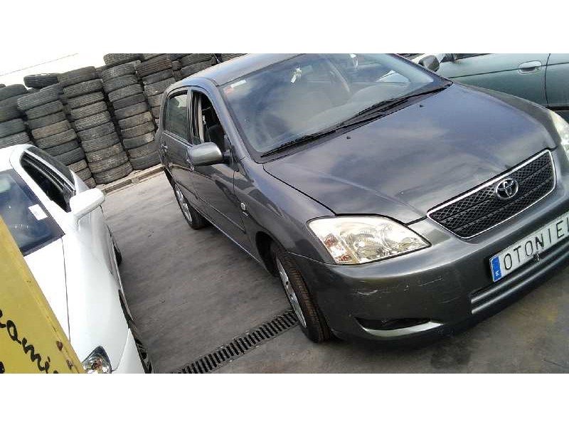 toyota corolla (e12) del año 2002