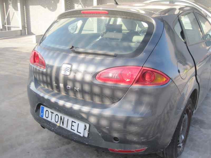 SEAT LEON (1P1)