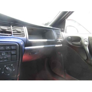 opel vectra b berlina del año 1996