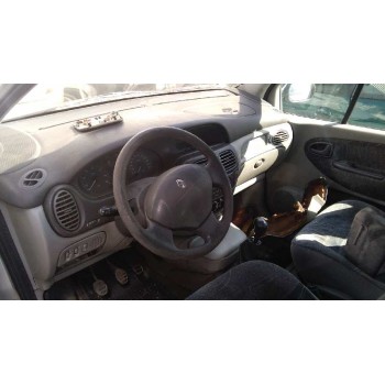 renault scenic (ja..) del año 2001