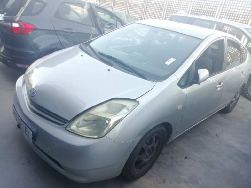 TOYOTA PRIUS (NHW20)